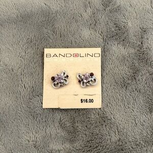 NWT - floral earrings
